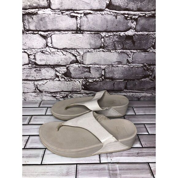 FitFlop White Pearl Shimmer Comfort Thong Sandals Women Sz 7M US/38EU I43-011 - Picture 11 of 16